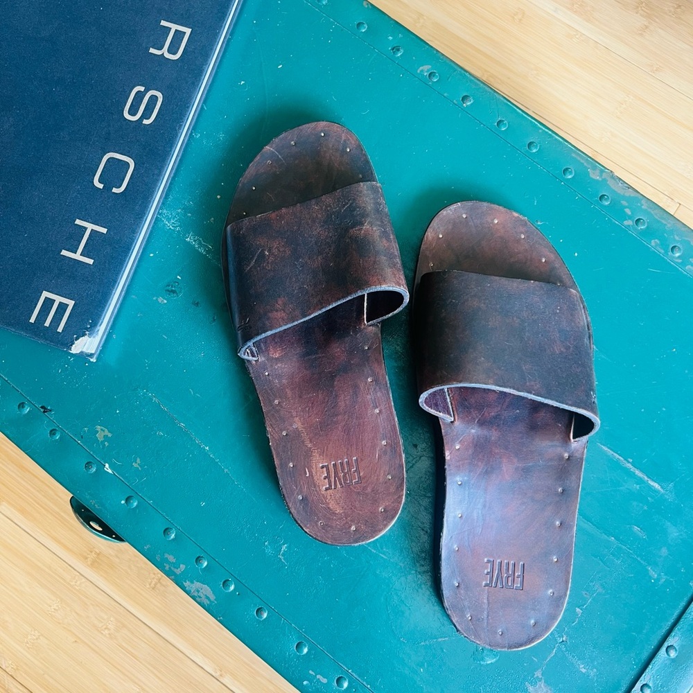 Frye Cape Leather Slide Sandals Size 11D